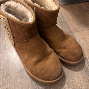 UGG Chestnut Suede Winter Boots